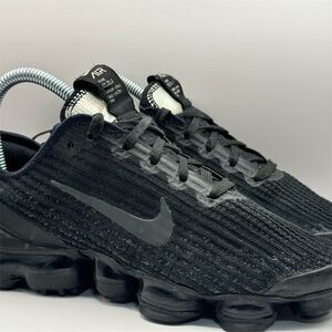 Size 4.5 - Nike Air VaporMax Flyknit 3 GS Kids Black Athletic Running BQ5238-001